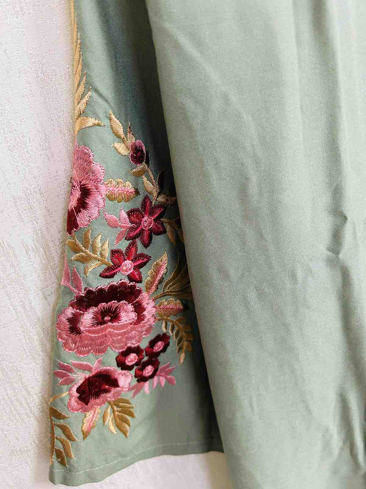 Floral V-neck Cord-set